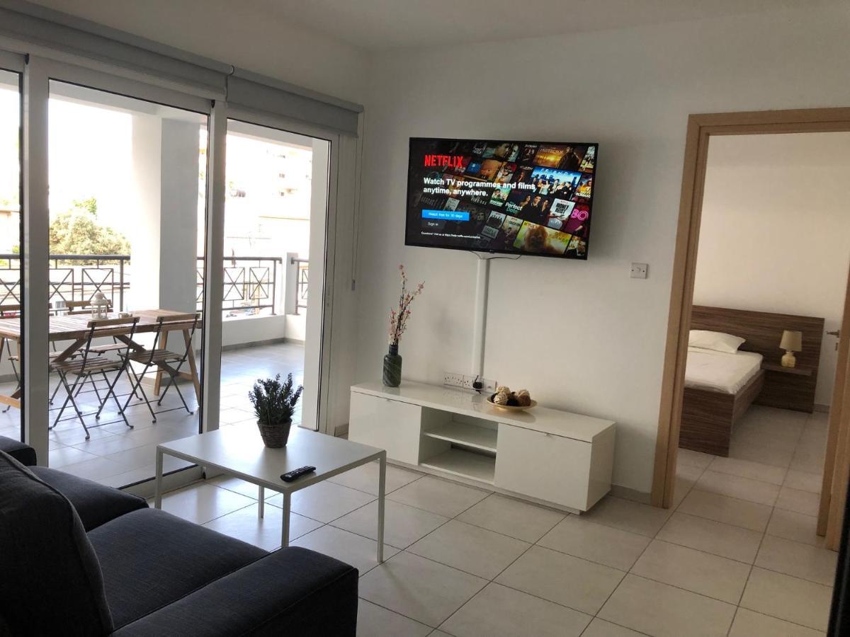 Must Stay - City Center Larnaca Zewnętrze zdjęcie