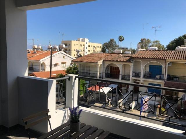 Must Stay - City Center Larnaca Zewnętrze zdjęcie