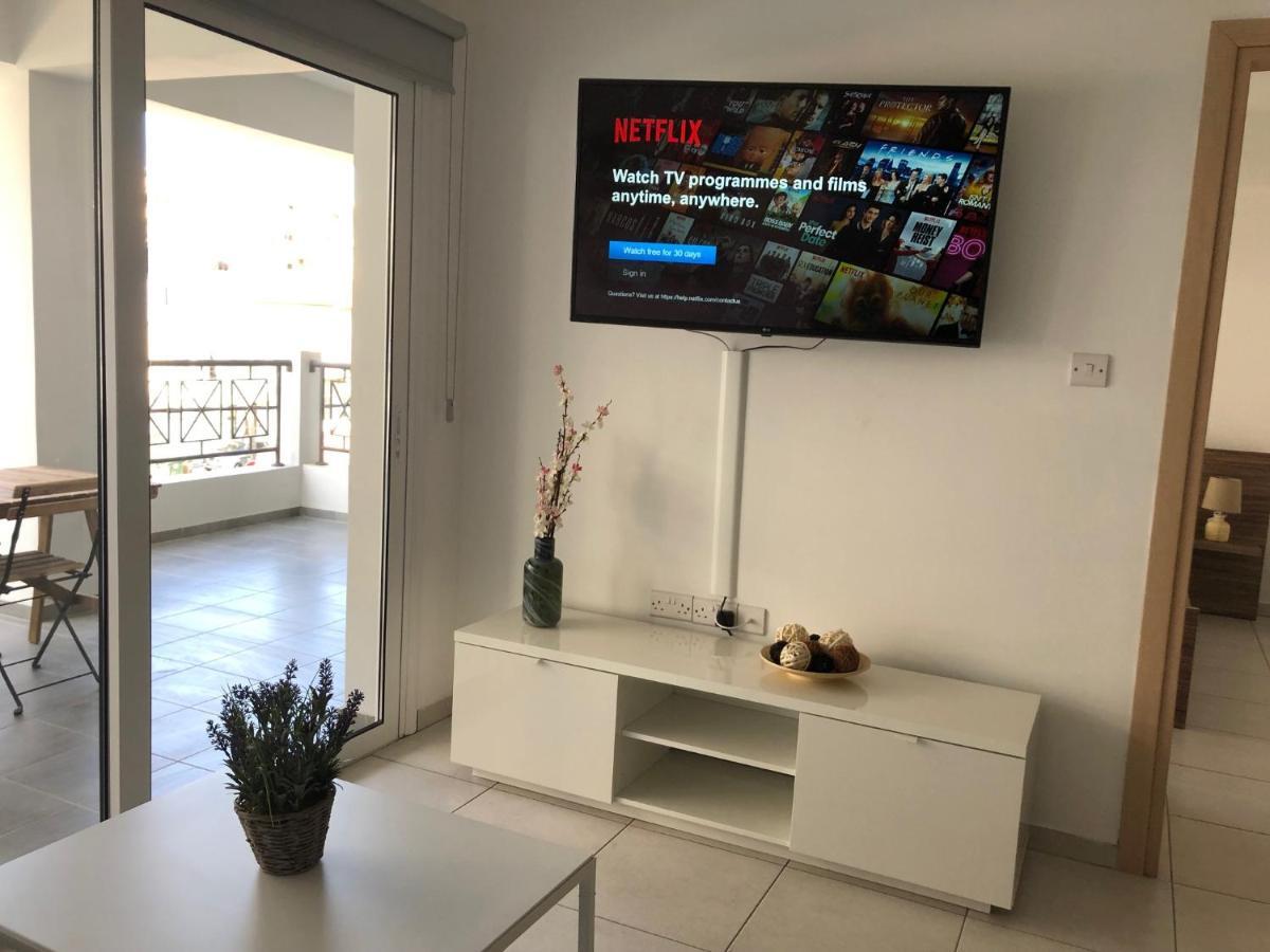 Must Stay - City Center Larnaca Zewnętrze zdjęcie